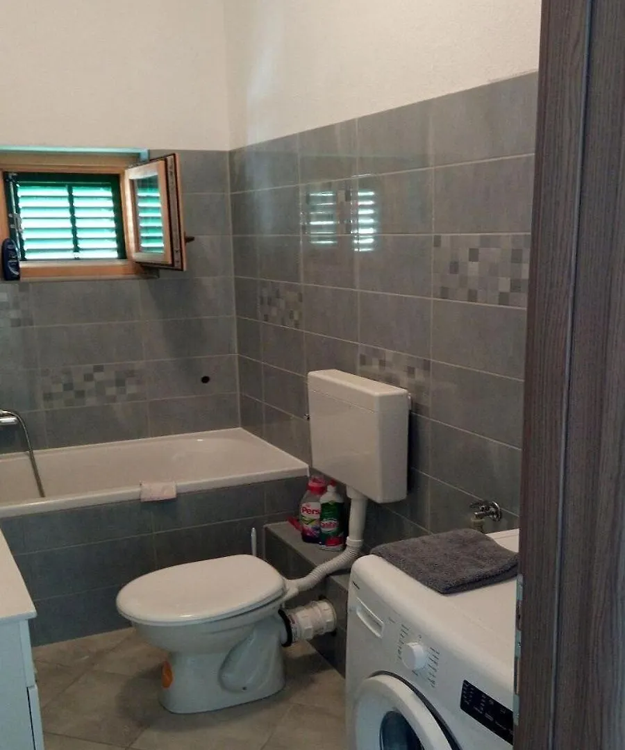 Apartment Marijica 0*, Trogir